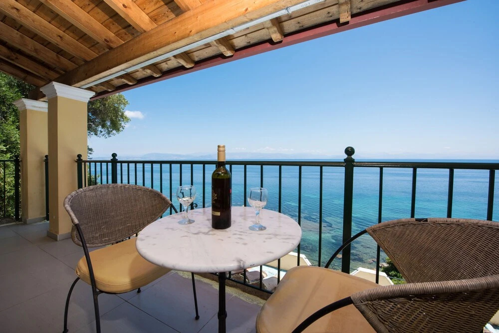 Balcony & Terrace