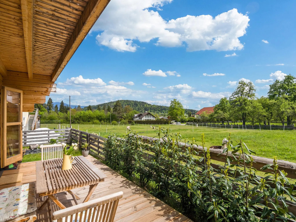 Cosy Holiday Home in Finkenstein near Lake