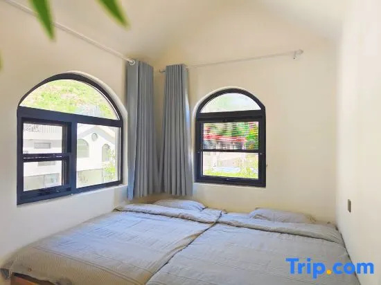 5 Bedrooms Standard room