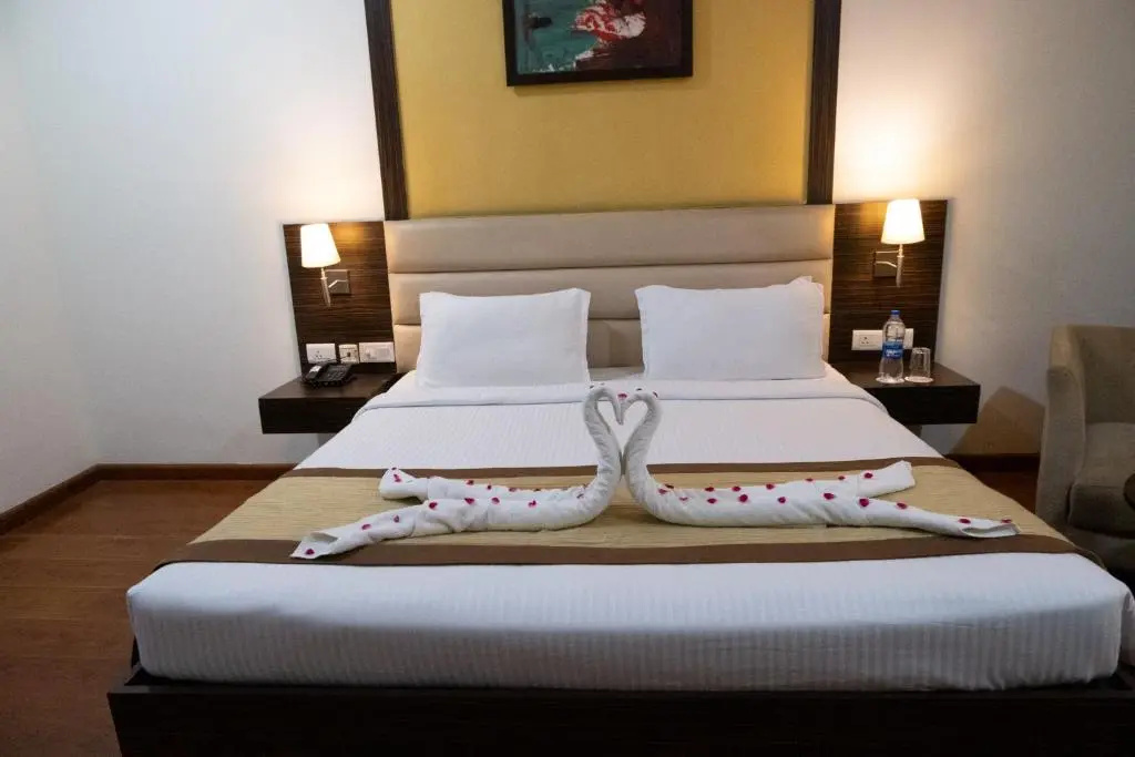 Deluxe Double room (full double bed)