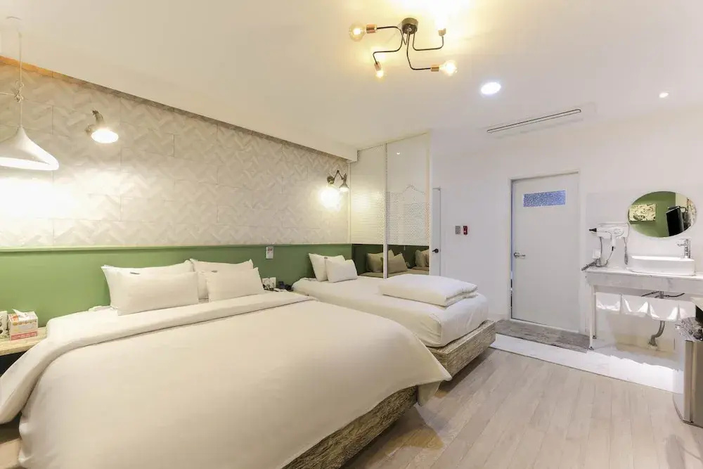 Premier Double room (twin beds)