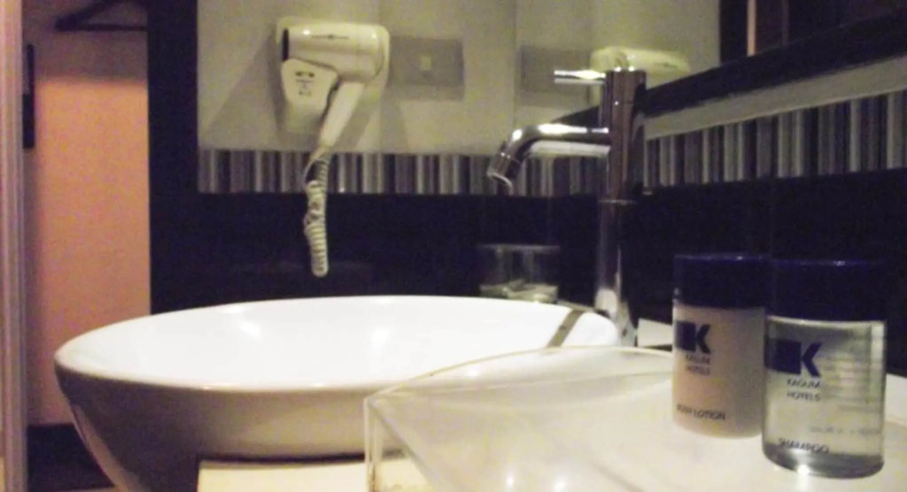 Golden Flower Hotel Bandung - фото 9