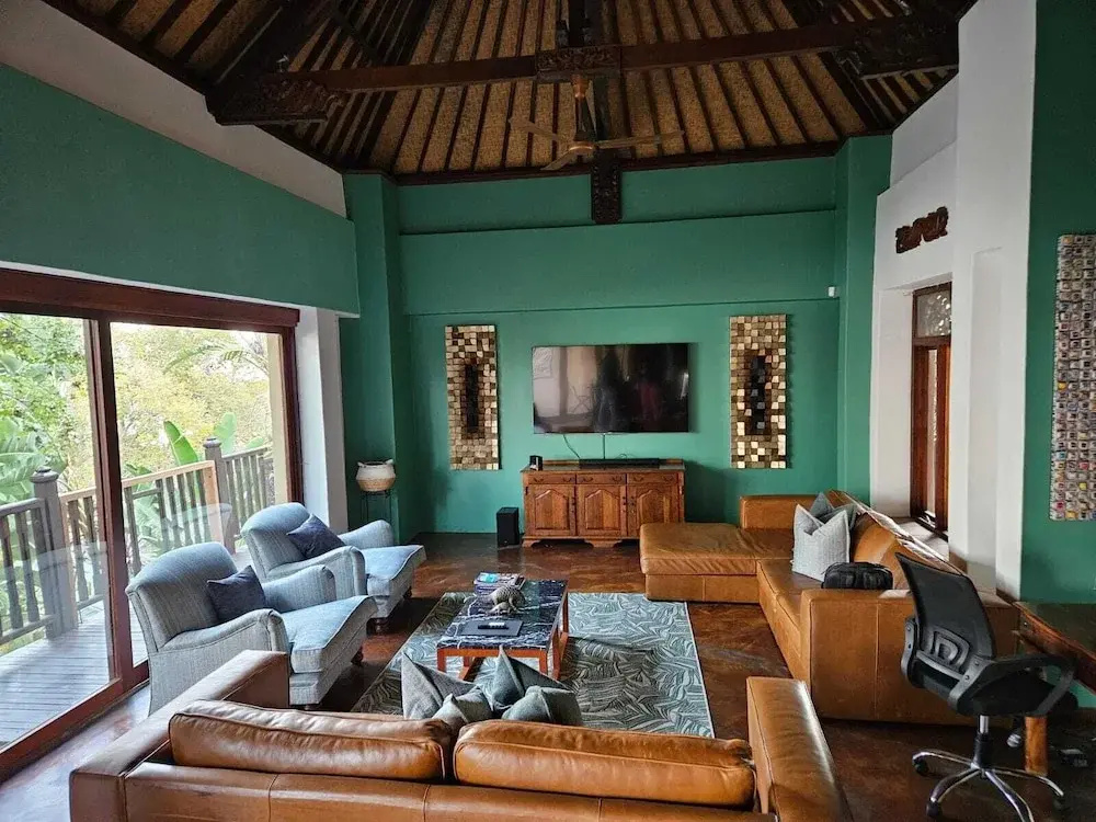 Bali at Scenic Haven Lodge