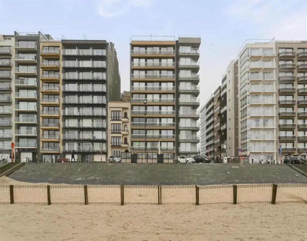 Flat in Blankenberge Near Belgium Pier
