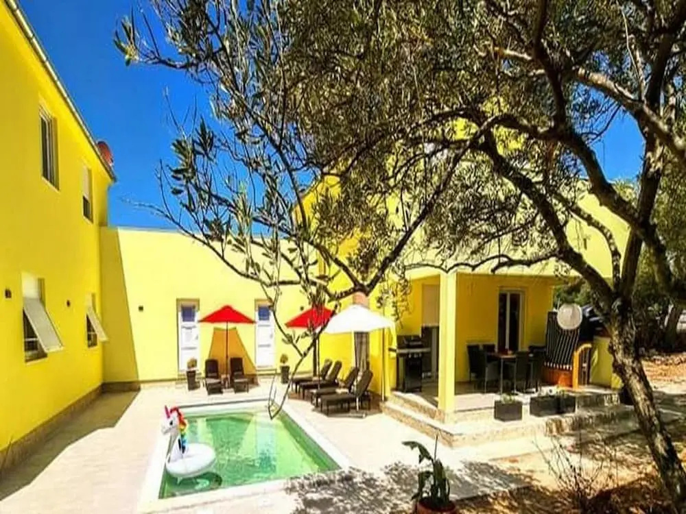 Luxury Villa Gaby With Heated Pool