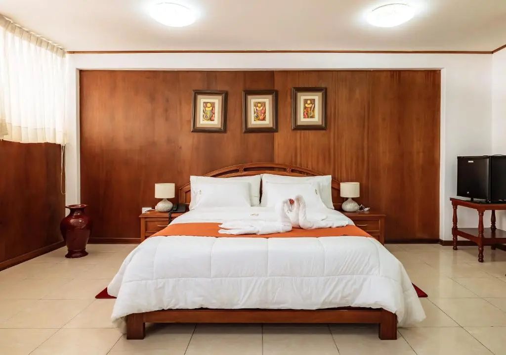 Deluxe Suite