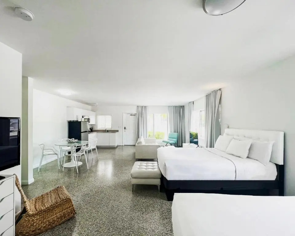 Deluxe Quadruple room