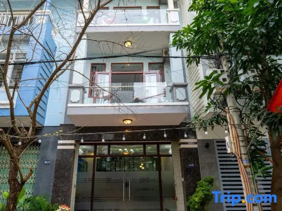 Anna house-full AirConditioner-3N free PickUp-My Khe Beach in Da Nang