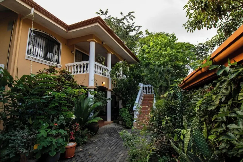 Anona Guesthouse