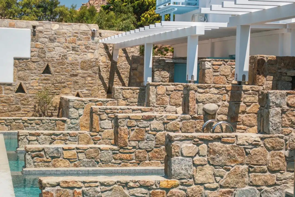 Agrari Ninemia Hotel & Suites