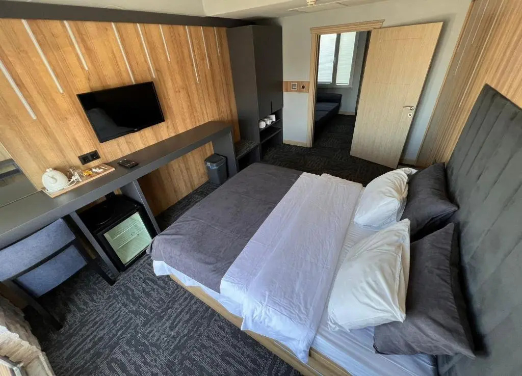 Standard Double room with sea view (full double bed)