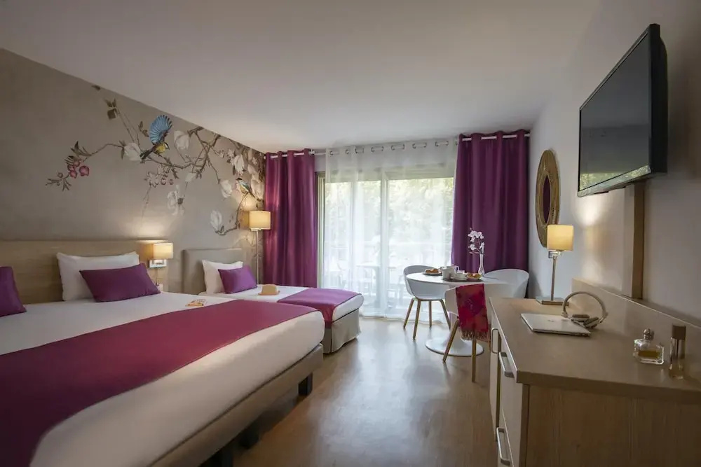 Prestige room