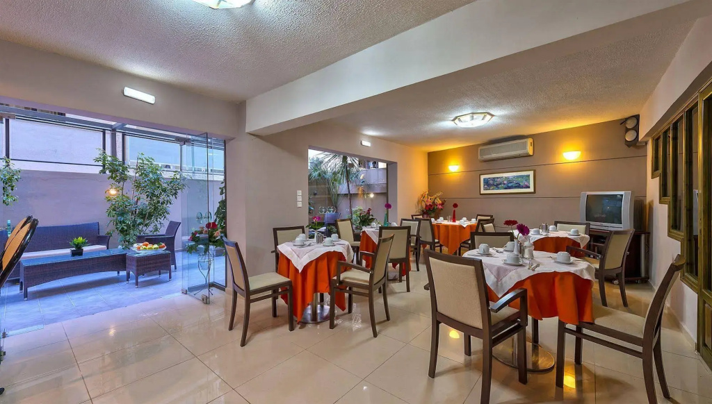 Leonidas Hotel & Apartments - Général