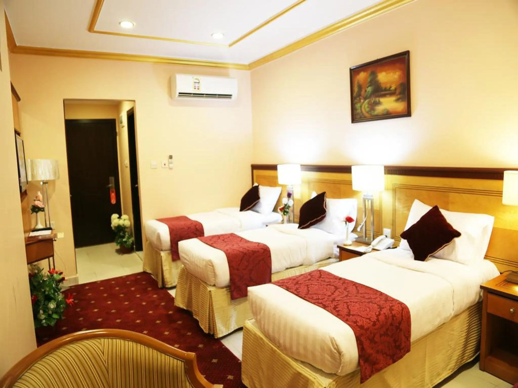Triple room