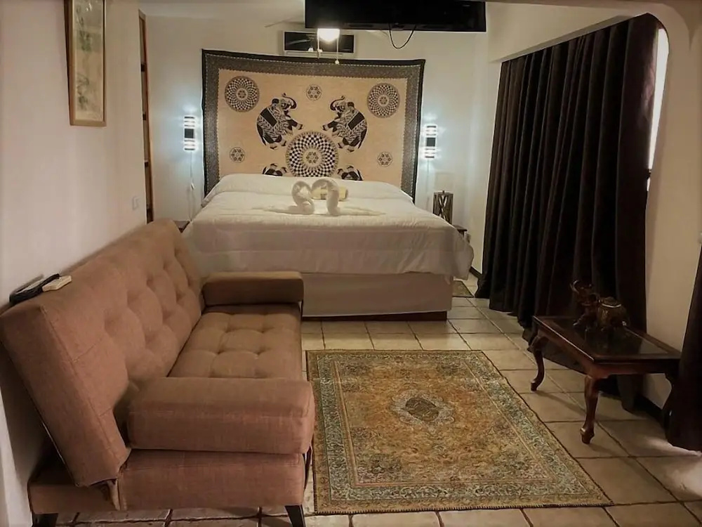 Hotel photo 2