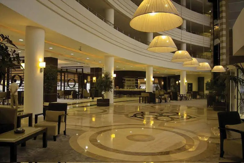 The Maxim Resort — фото