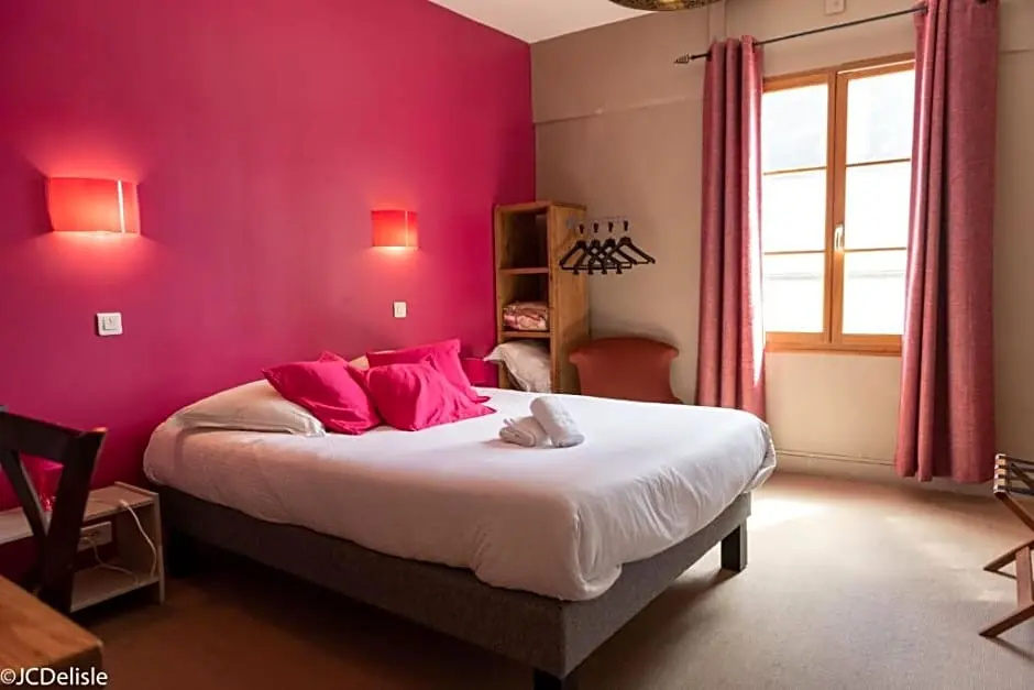 Logis Hôtel La Corne d'Abondance - Chambres