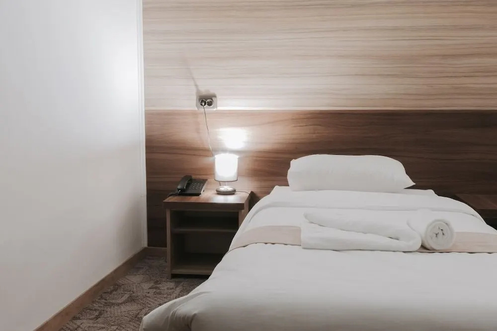 Hotel Apollo Central - Chambres