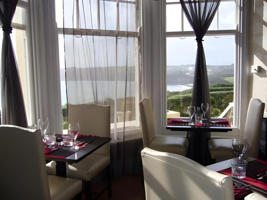 Porth Avallen Hotel - Général