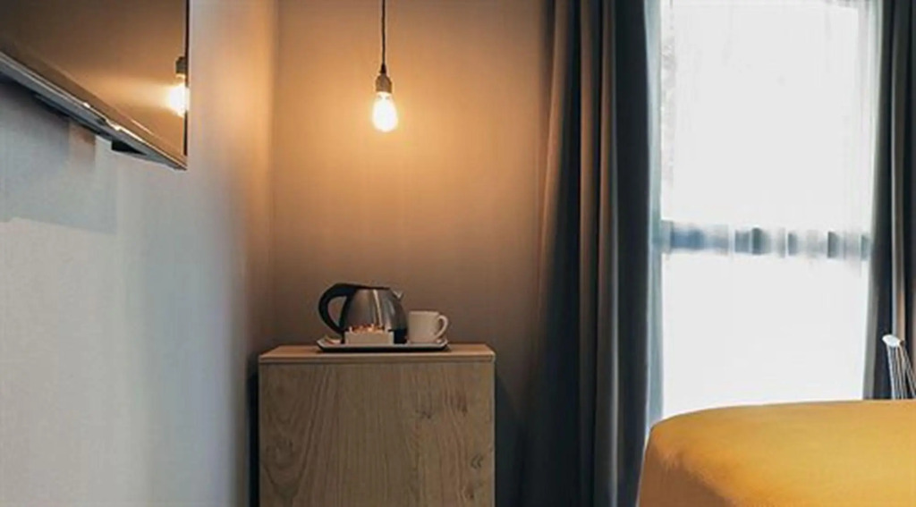 Yurbban Trafalgar Hotel picture