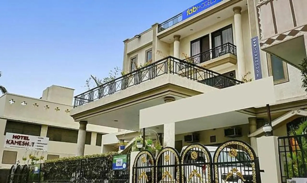 Fabhotel K H Bar And Rest