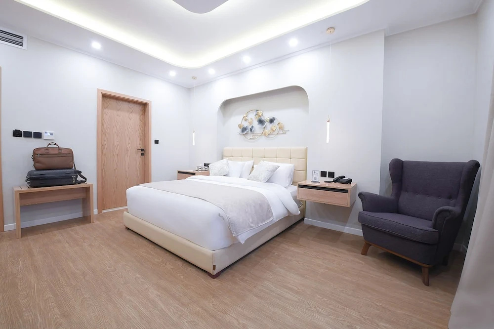 Premium Double room (full double bed)