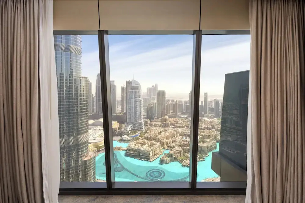 Отель Maison Privee - Luxury Apt w/ Spectacular Burj Khalifa Views в Дубае