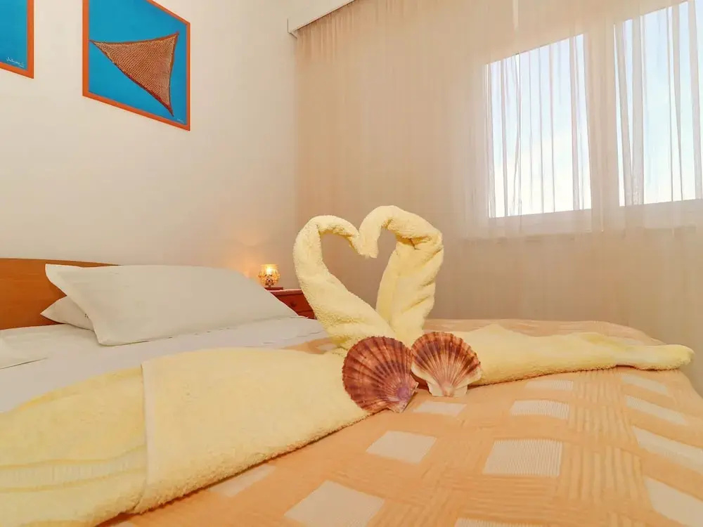 Apartments Villa Marijana - Two Bedroom Apartment With Terrace and Sea View