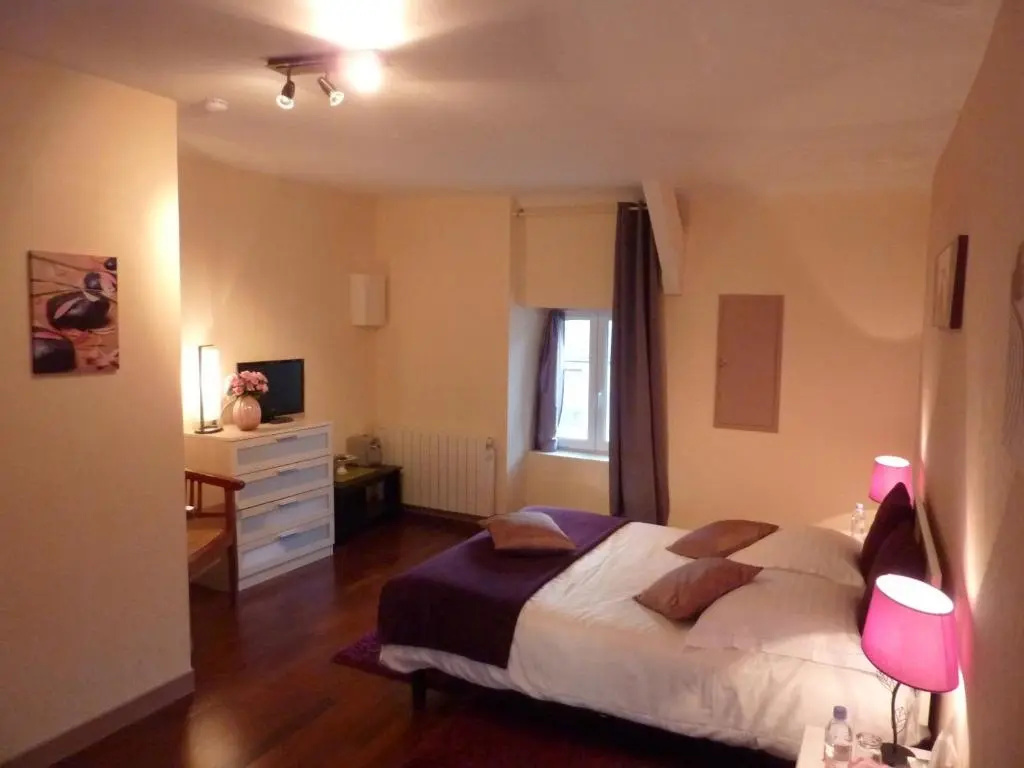 Maison D'Hotes Les Belles De Mai - Chambres
