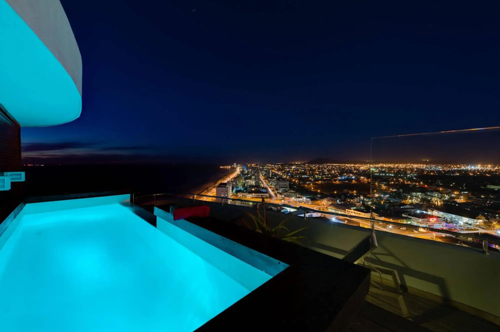 The Penthouse on Beach - Général