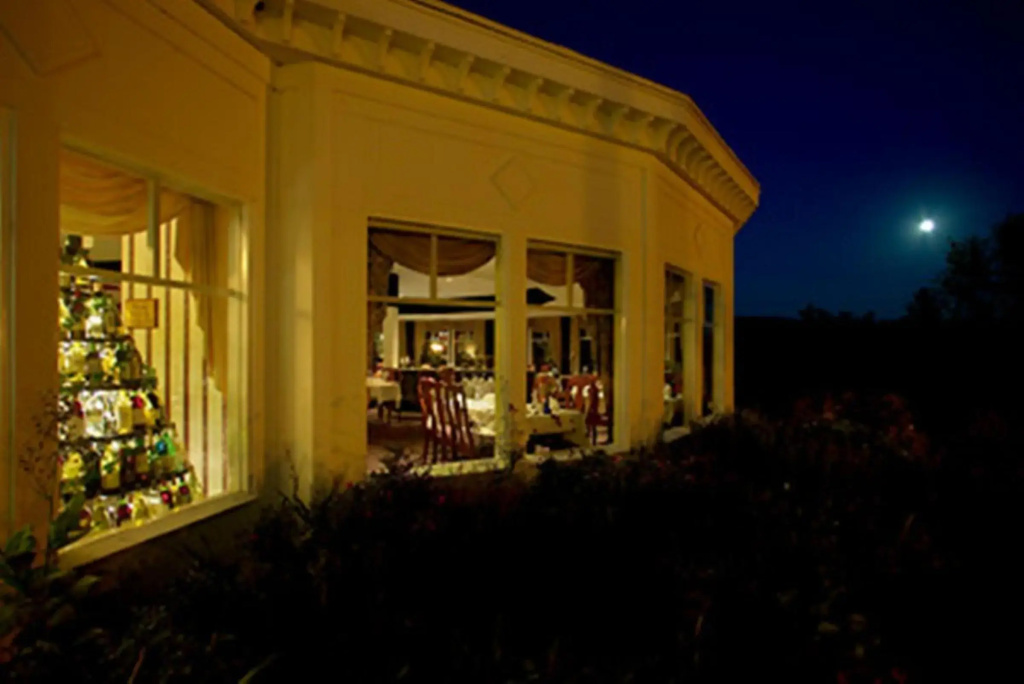 The White Mountain Hotel & Resort - фото 35
