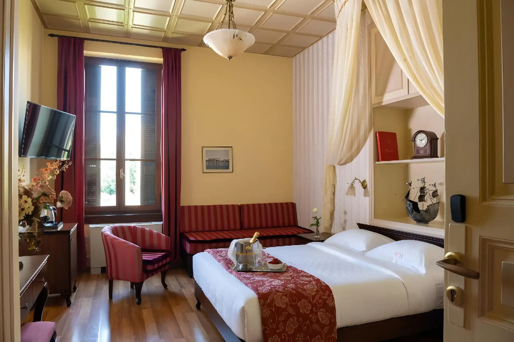 Hotel photo 38