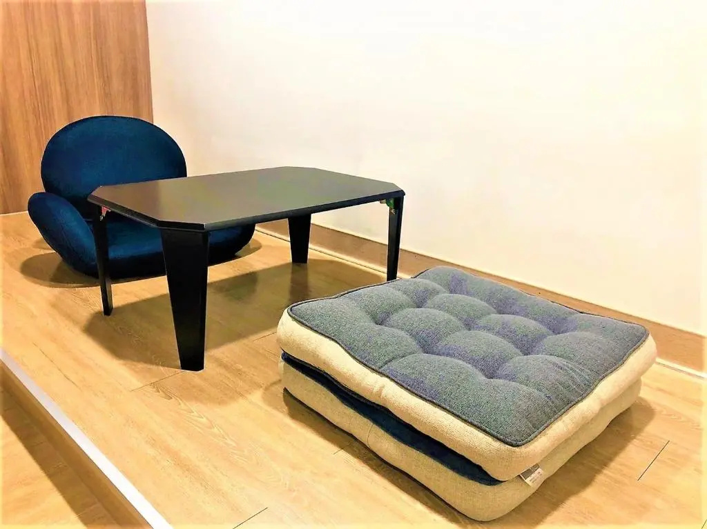 Comfort room