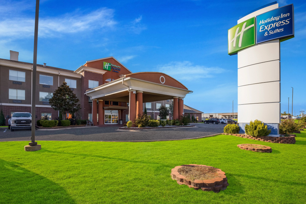 Holiday Inn Express Hotel & Suites Okmulgee by IHG