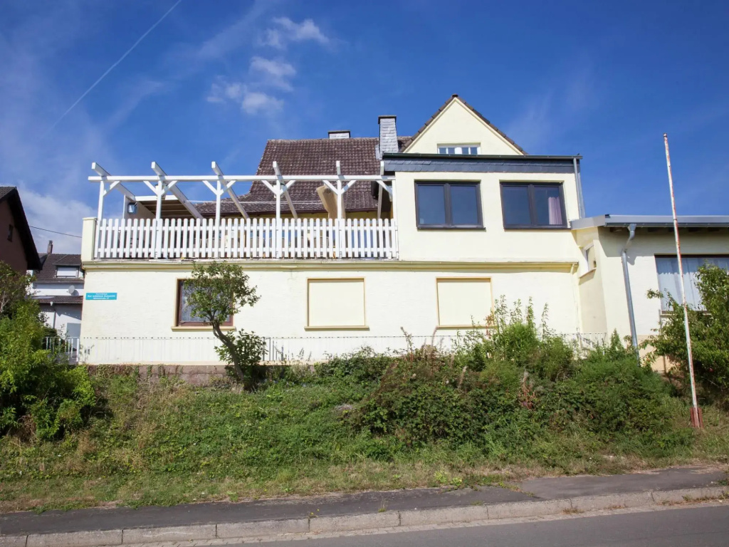 Lovely Holiday Home in Harscheid with Sauna