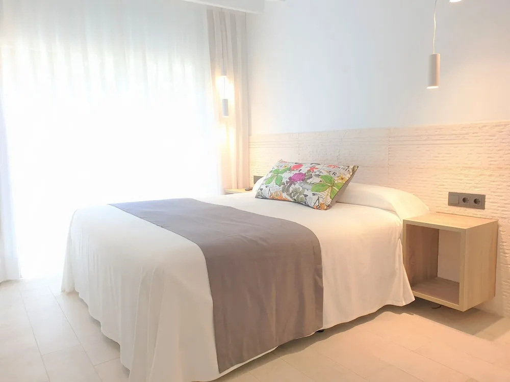 Junior Suite with balcony and with garden view