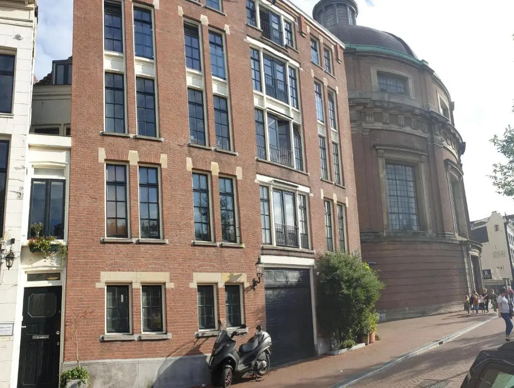 Hotel photo 1