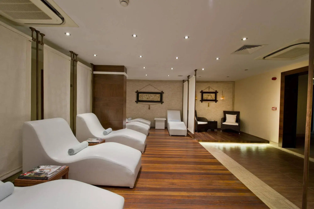 Delta Hotels by Marriott Antalya Lara ADULT ONLY(+18) - фото 12