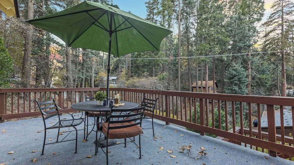 Minutes to Lake Arrowhead Village Cozy & Secluded Cedar Cove by Avantstay