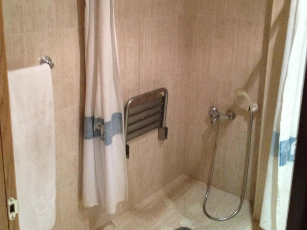 Hotel Puerta De Santillana - Chambres