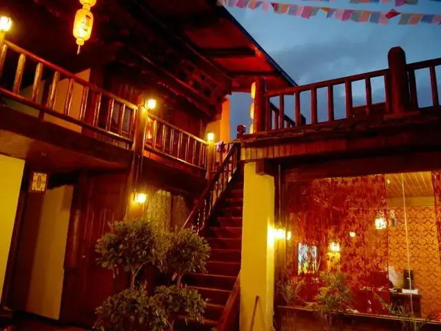 Shangri-la Zangjiwang Hostel