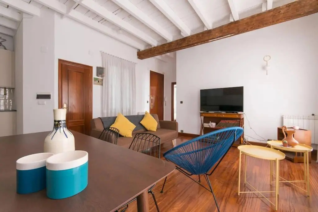 City Hall 1 Apartment by Aston & Wolf