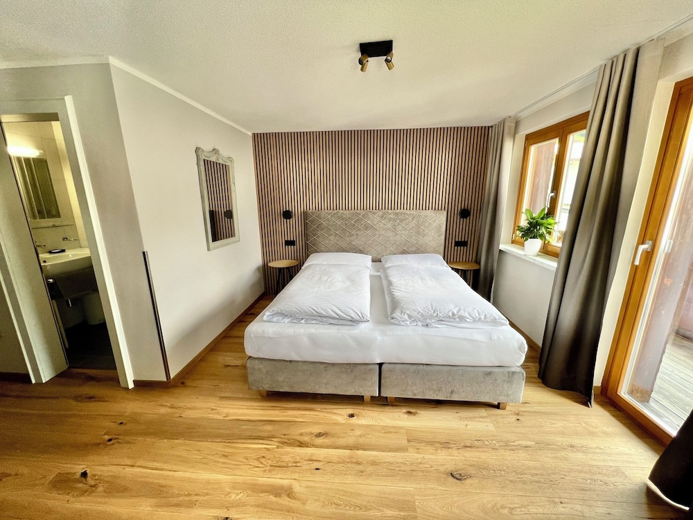 Haus Schrofenstein — 5