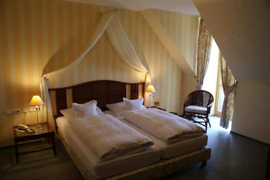Hotel-Restaurant Zum Landgraf - Chambres