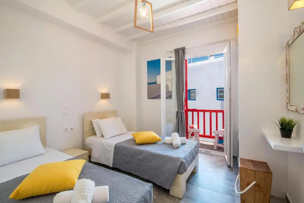 Standard Double room (full double bed)