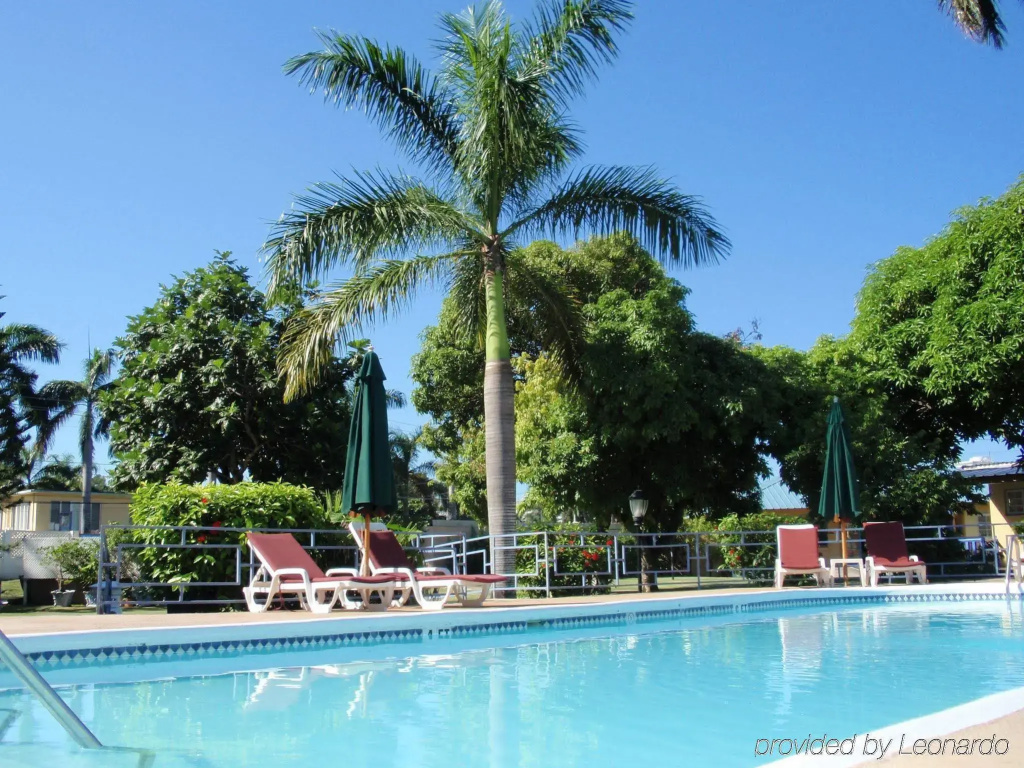 Toby's Resort - Général