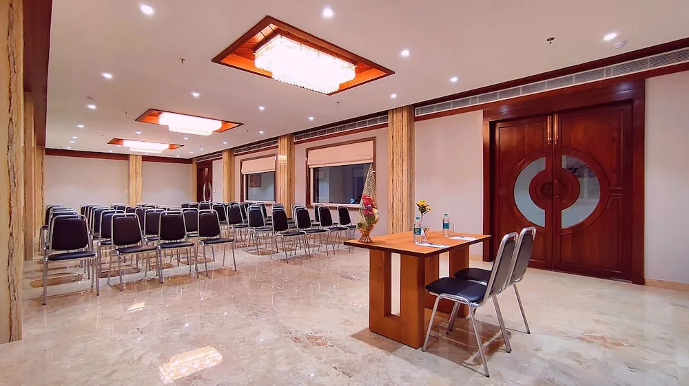 ShriGo Hotel Nathdwara - фото 43