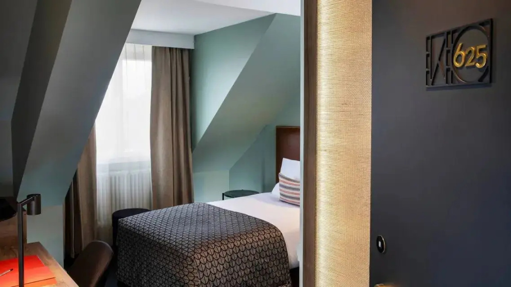 Superior Single room