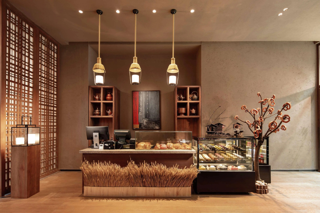 Lobby & Reception