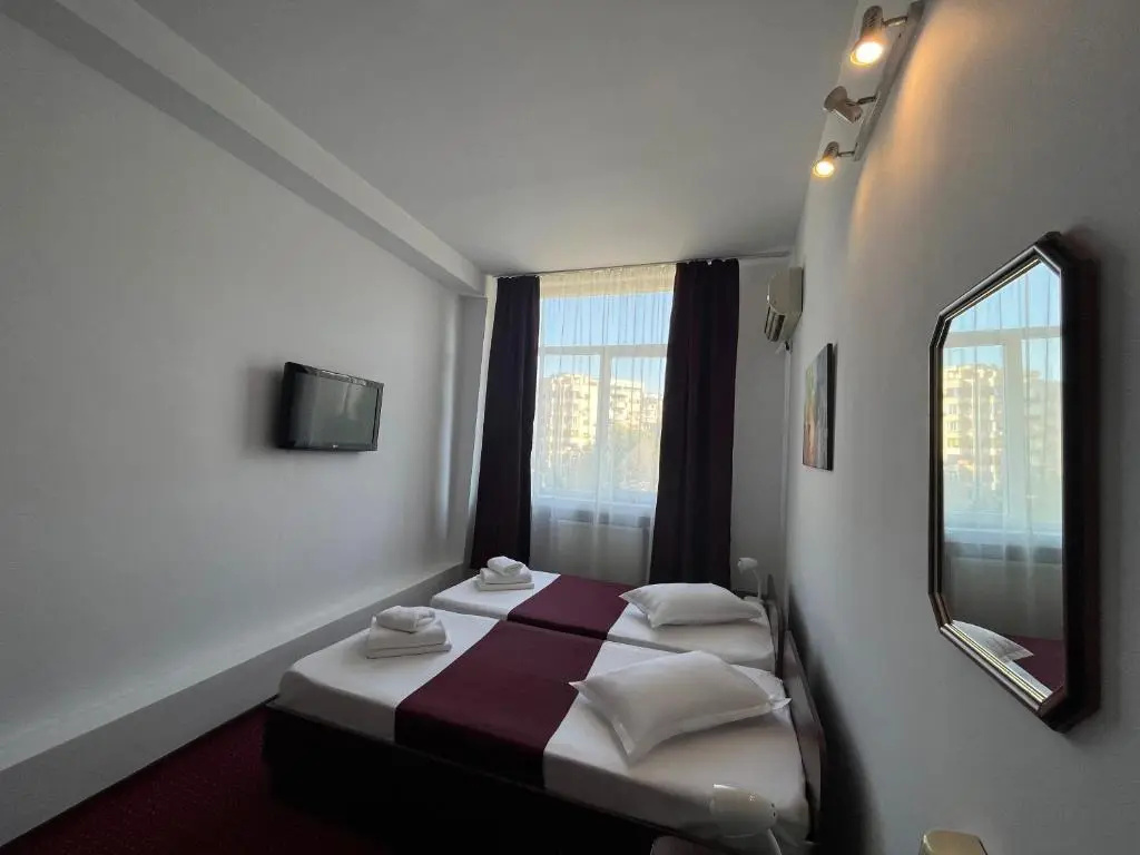 Standard Double room (twin beds)